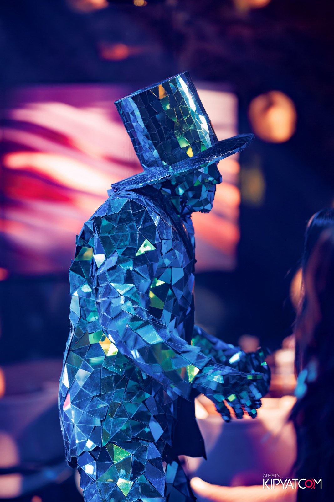 MOOD KARAOKE & TERRACE. КИПЯТКОМ АЛМАТЫ!