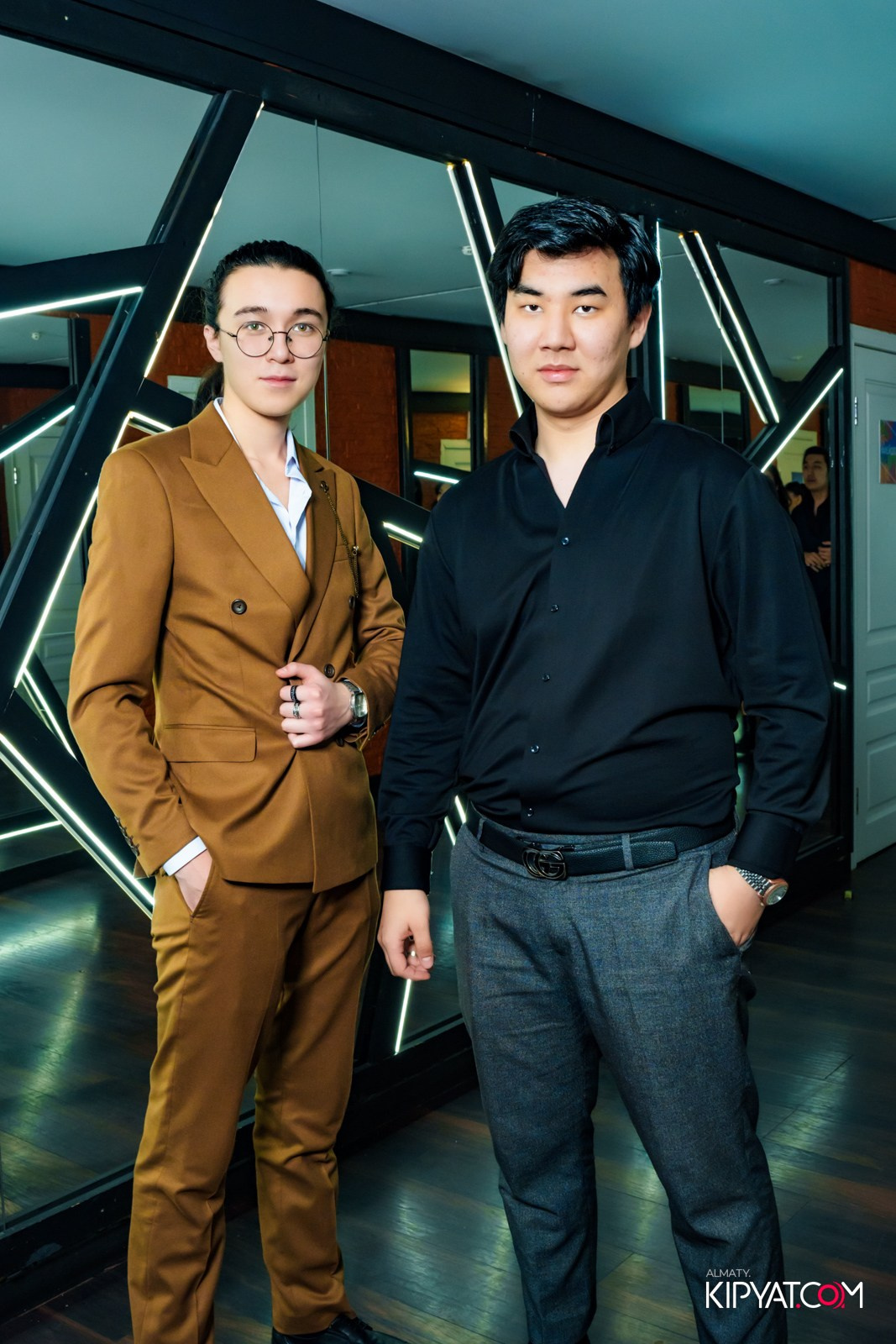 УХО И МЕДВЕДЬ НА САИНА. КИПЯТКОМ АЛМАТЫ!