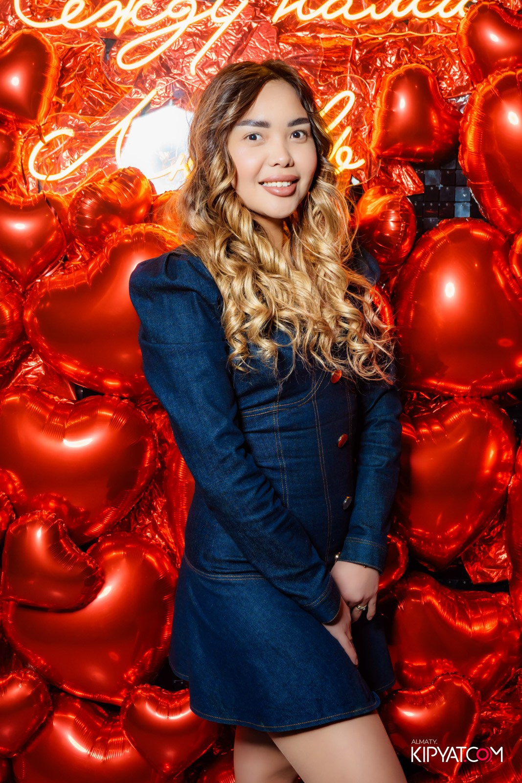 LAUREATE KARAOKE HALL. КИПЯТКОМ АЛМАТЫ!