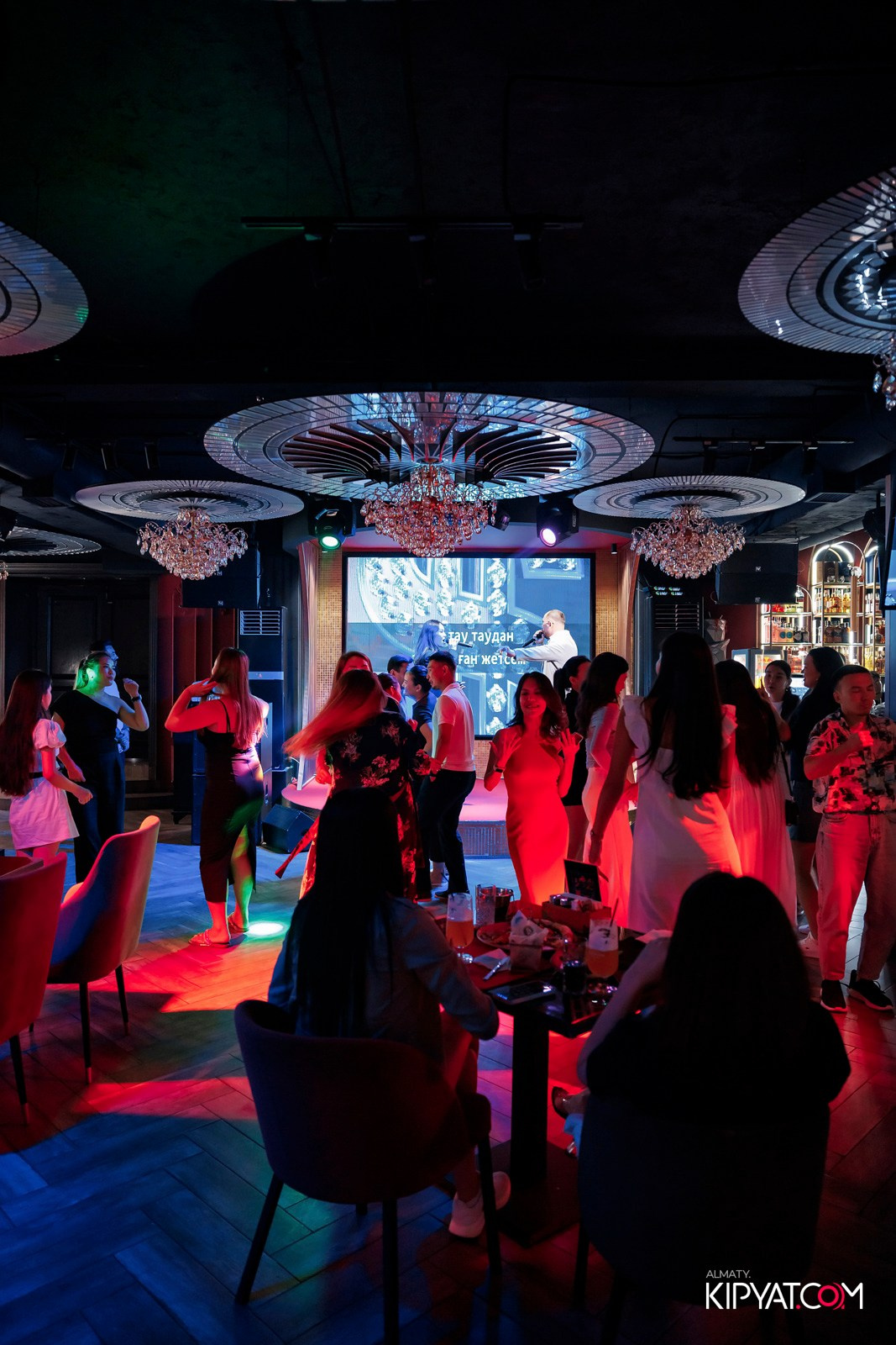 ЗАЯ, НА БИС. КИПЯТКОМ АЛМАТЫ!