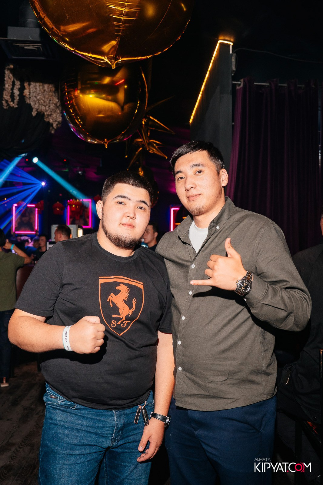 UYAT EMES BAR. КИПЯТКОМ АЛМАТЫ!