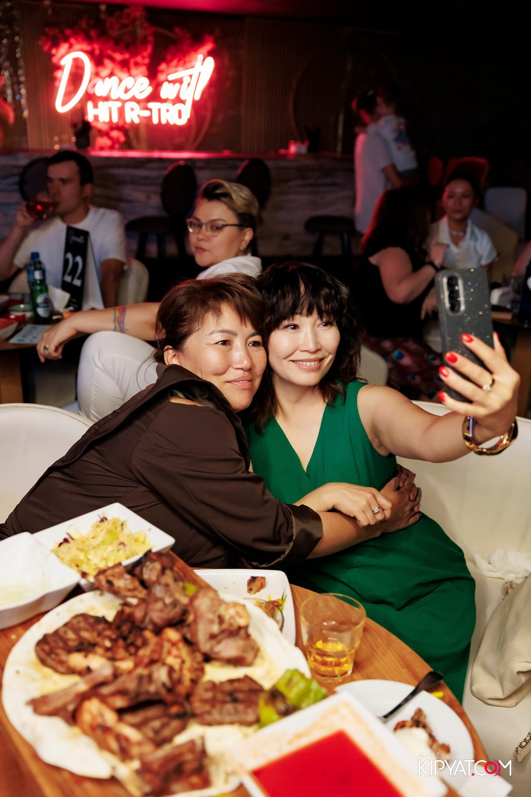 МУЗЫКАЛЬНОЕ ЛОТО В HIT RETRO. КИПЯТКОМ АЛМАТЫ!