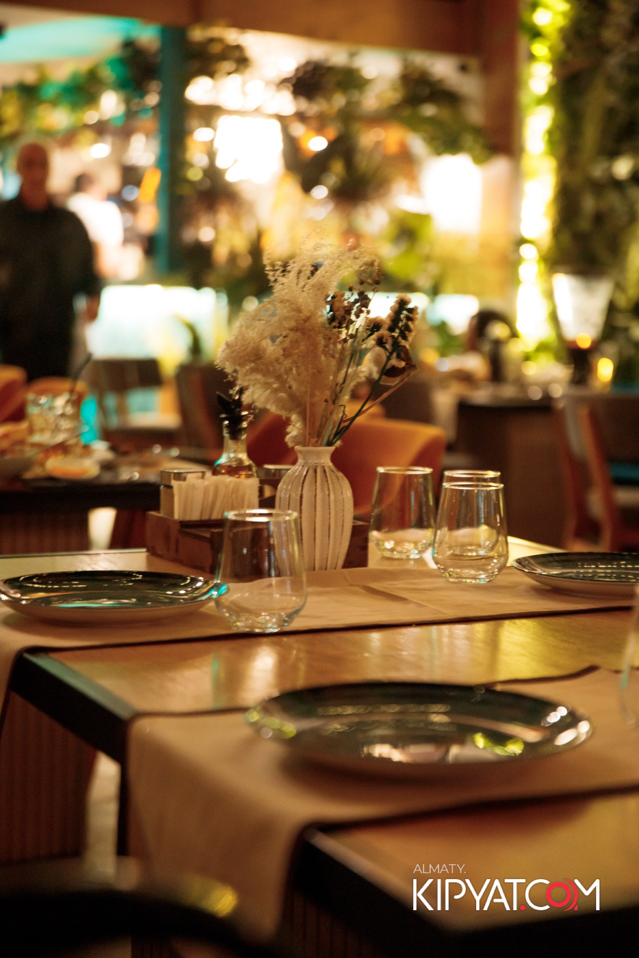 MODI RESTOBARCHIK. КИПЯТКОМ АЛМАТЫ!