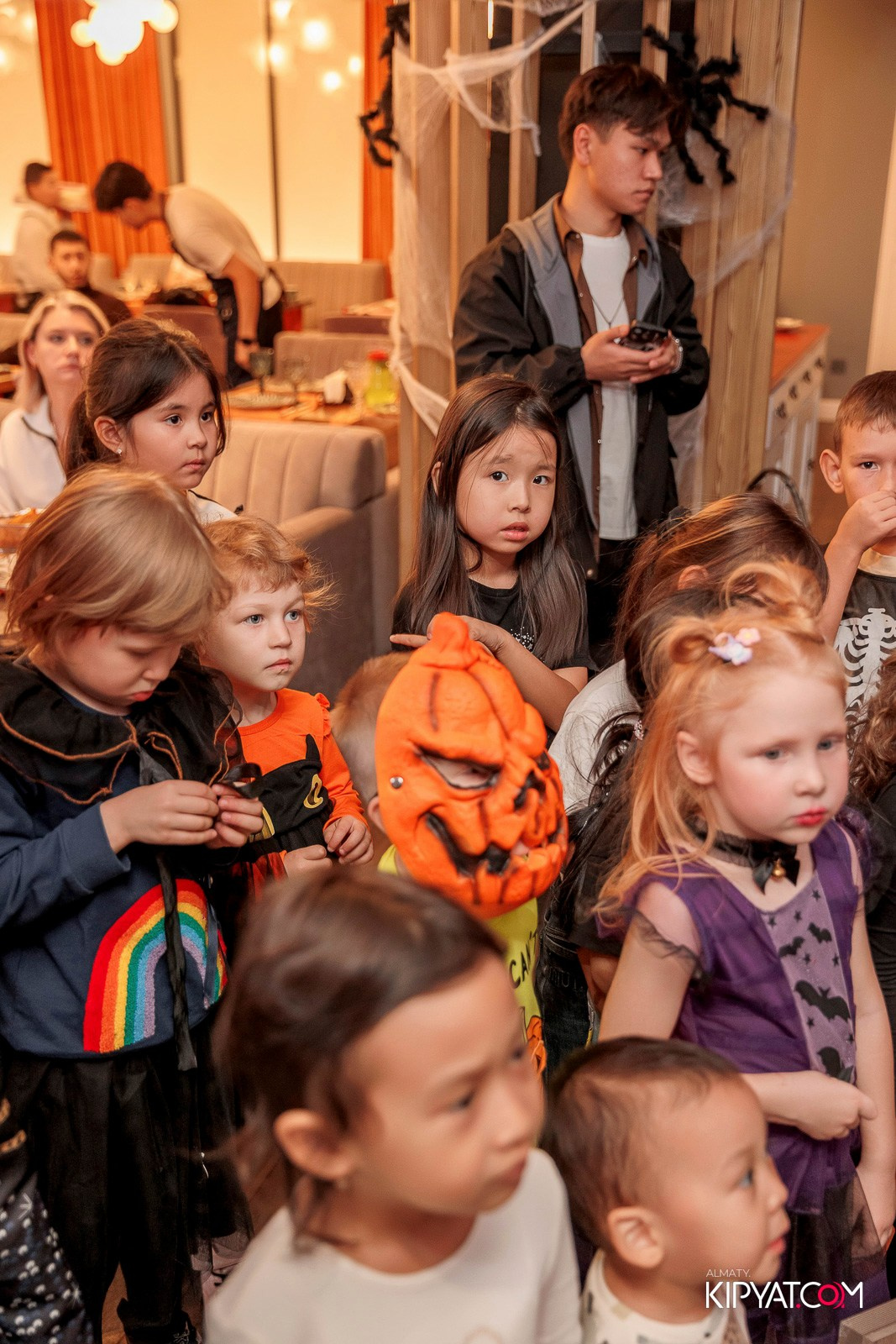 HALLOWEEN В KINDER BOOM. КИПЯТКОМ АЛМАТЫ!