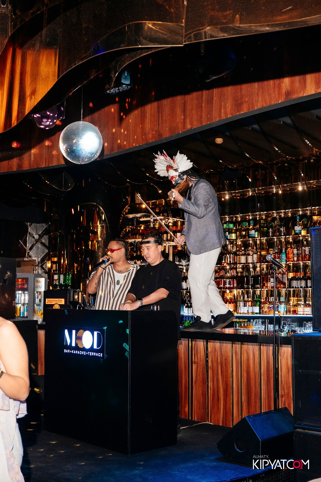 MOOD KARAOKE & TERRACE. КИПЯТКОМ АЛМАТЫ!