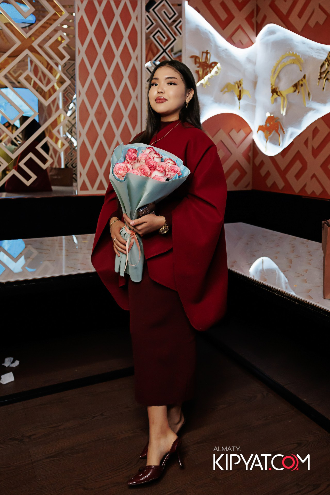 УХО И МЕДВЕДЬ НА ГАГАРИНА. КИПЯТКОМ АЛМАТЫ!