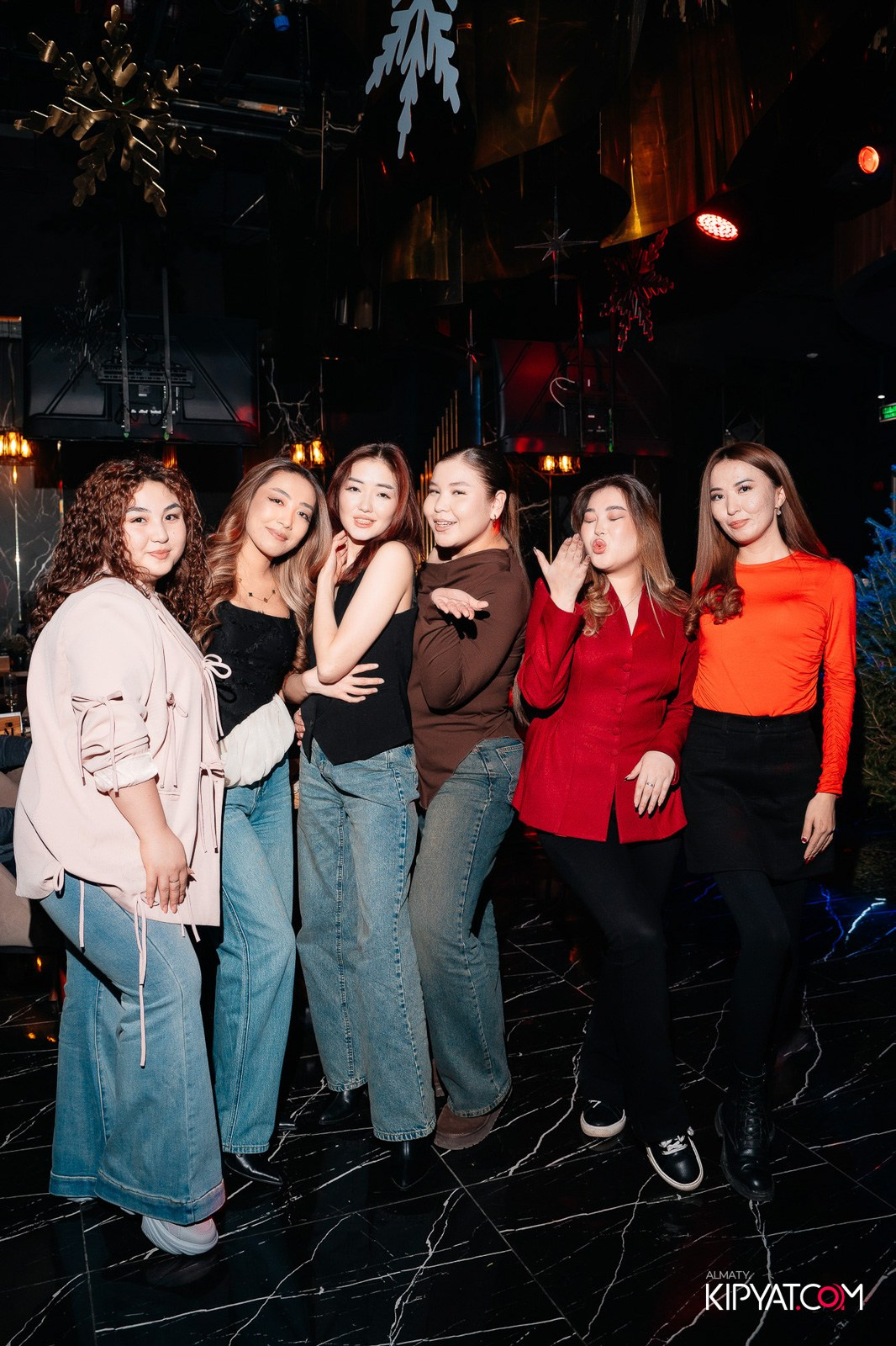 MOOD KARAOKE & TERRACE. КИПЯТКОМ АЛМАТЫ!