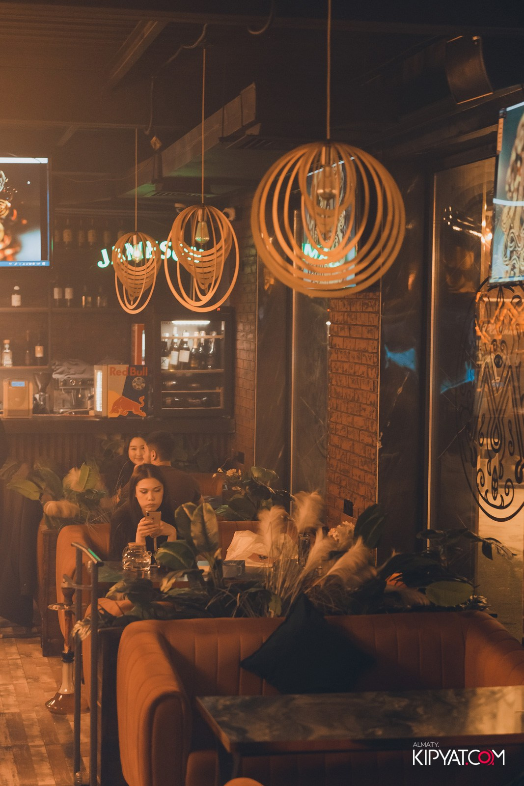 MYATA PLATINUM НА АБАЯ. КИПЯТКОМ АЛМАТЫ!