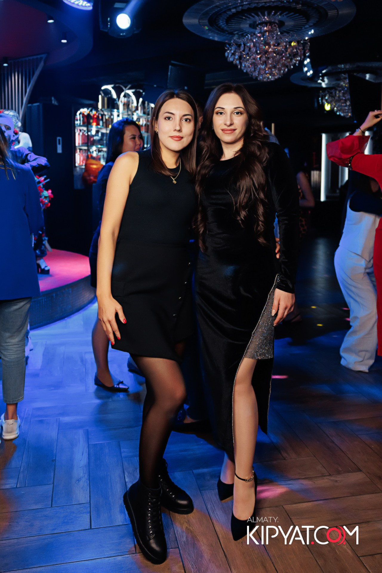 ЗАЯ, НА БИС!. КИПЯТКОМ АЛМАТЫ!