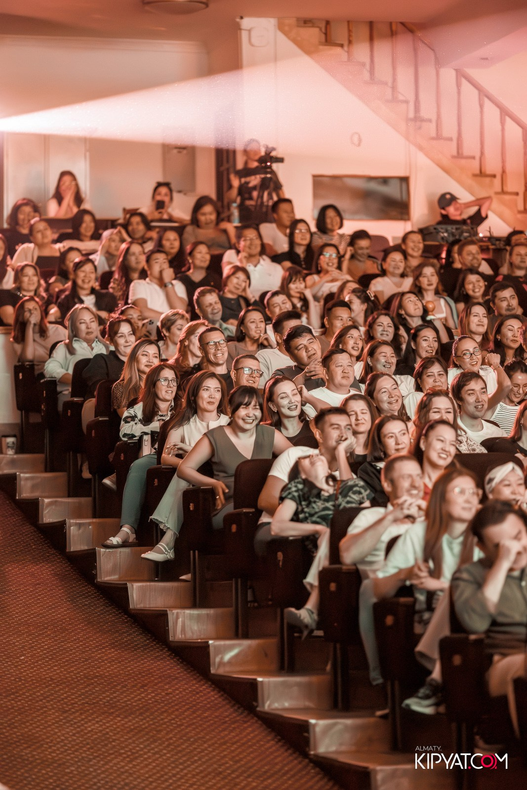 STAND UP КОНЦЕРТ АЛЕКСАНДА МЕРКУЛЬ. КИПЯТКОМ АЛМАТЫ!