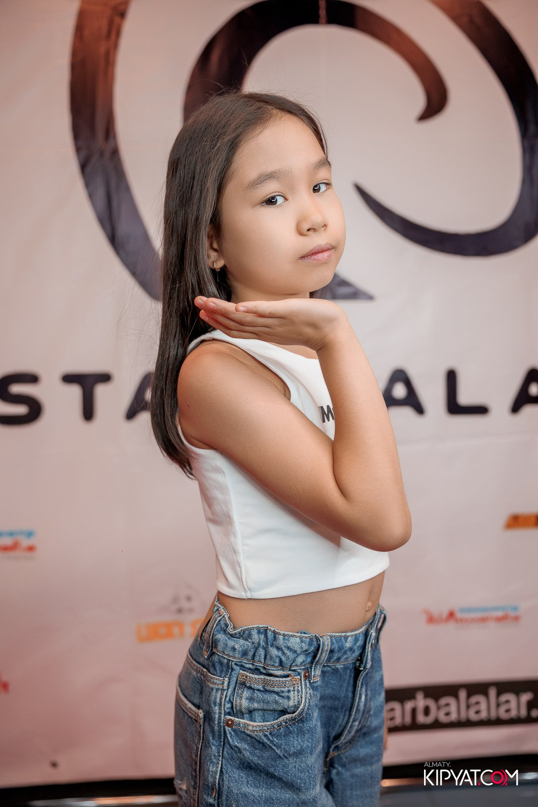 ПРЕЗЕНТАЦИЯ 10 ГРУППЫ КИНОПРОЕКТА STARBALALAR. КИПЯТКОМ АЛМАТЫ!