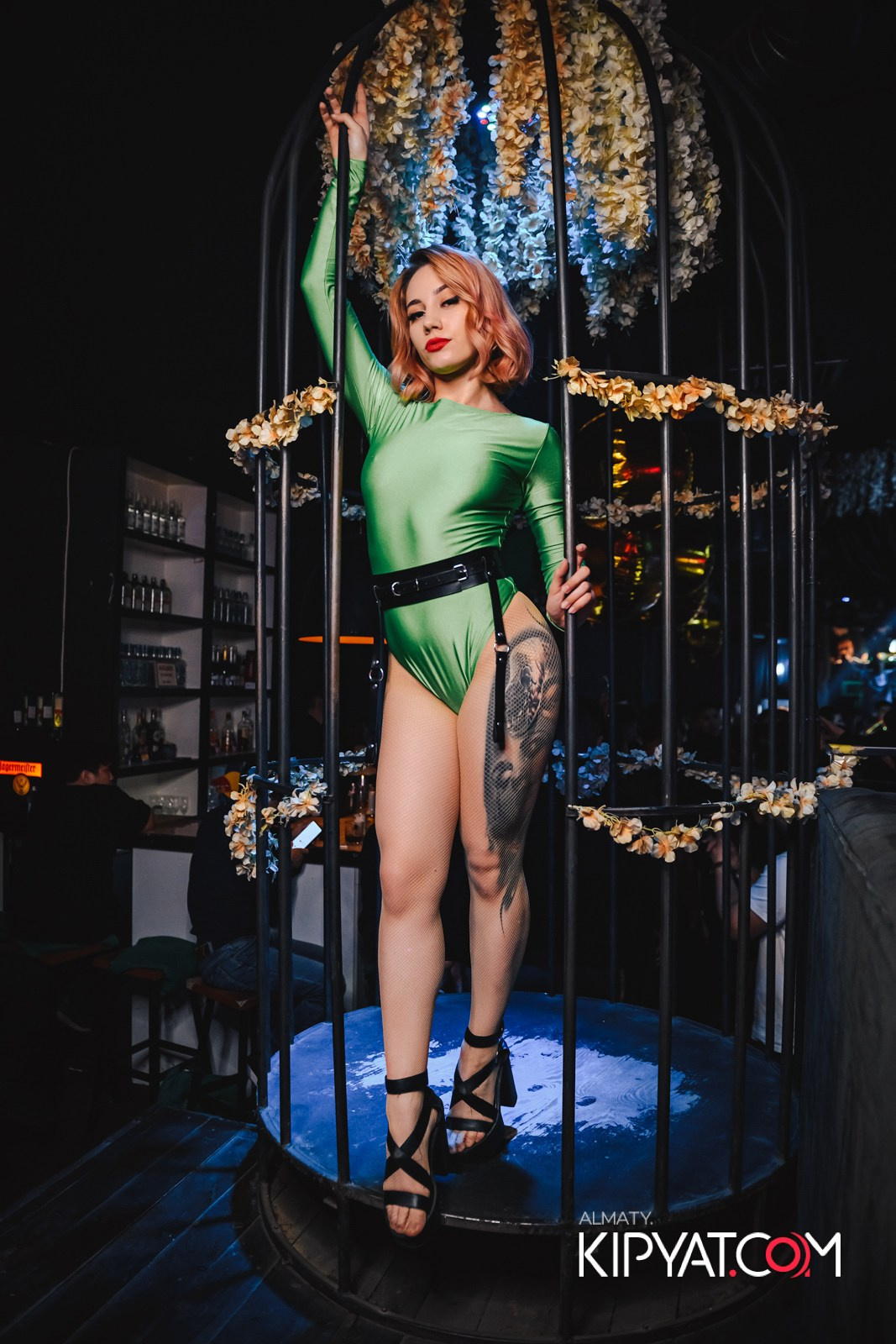 UYAT EMES BAR. КИПЯТКОМ АЛМАТЫ!