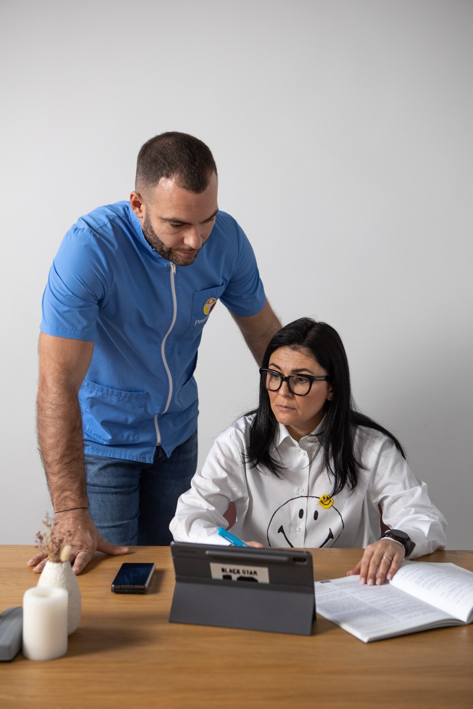 Контент съемка для реабилитационного центра «Решение». Фотографы в городе Волгограде — Людмила Агеева и Алексей Околелов