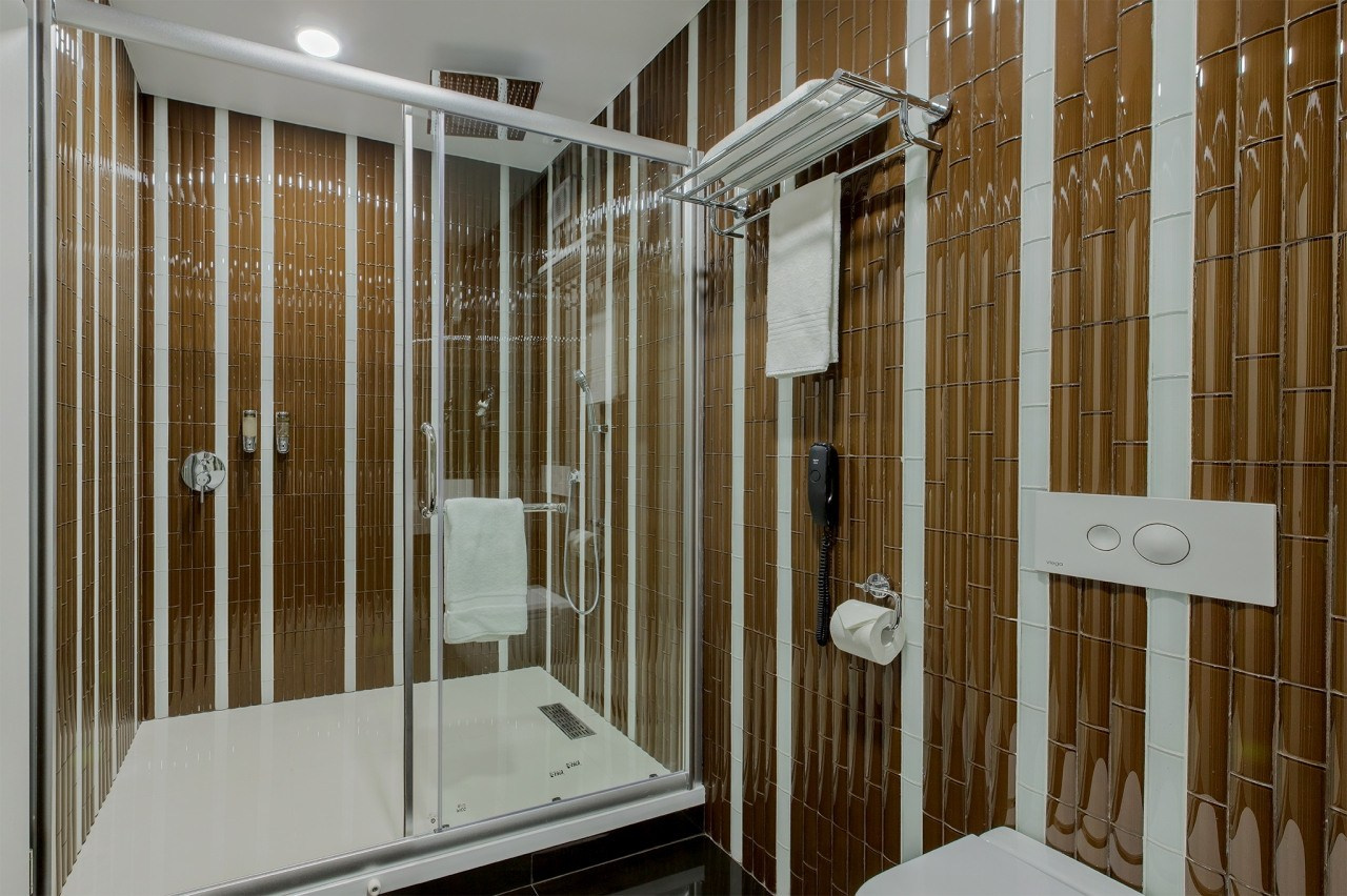 Креативная предметная съемка в Красноярске для продвижения бренда.