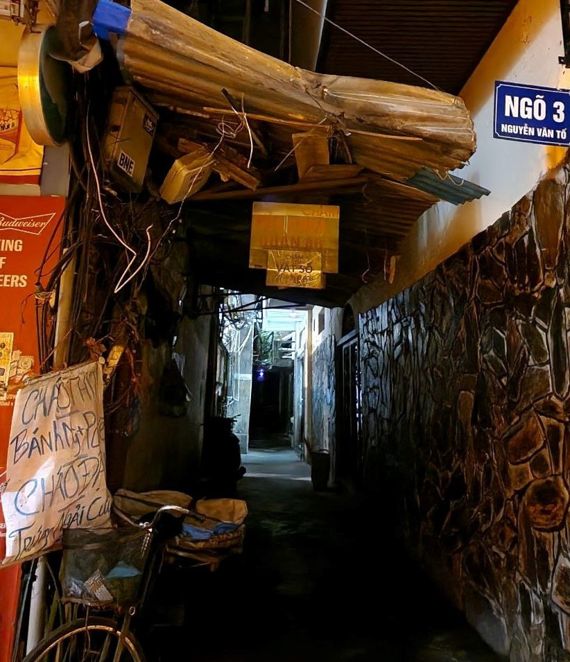 Hanoi, Vietnam. Andrey Filippov Photographer