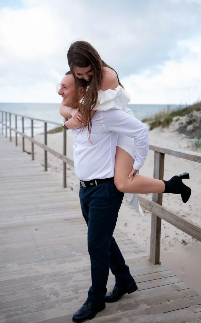 Лавстори на берегу моря. Фотограф Зеленоградск