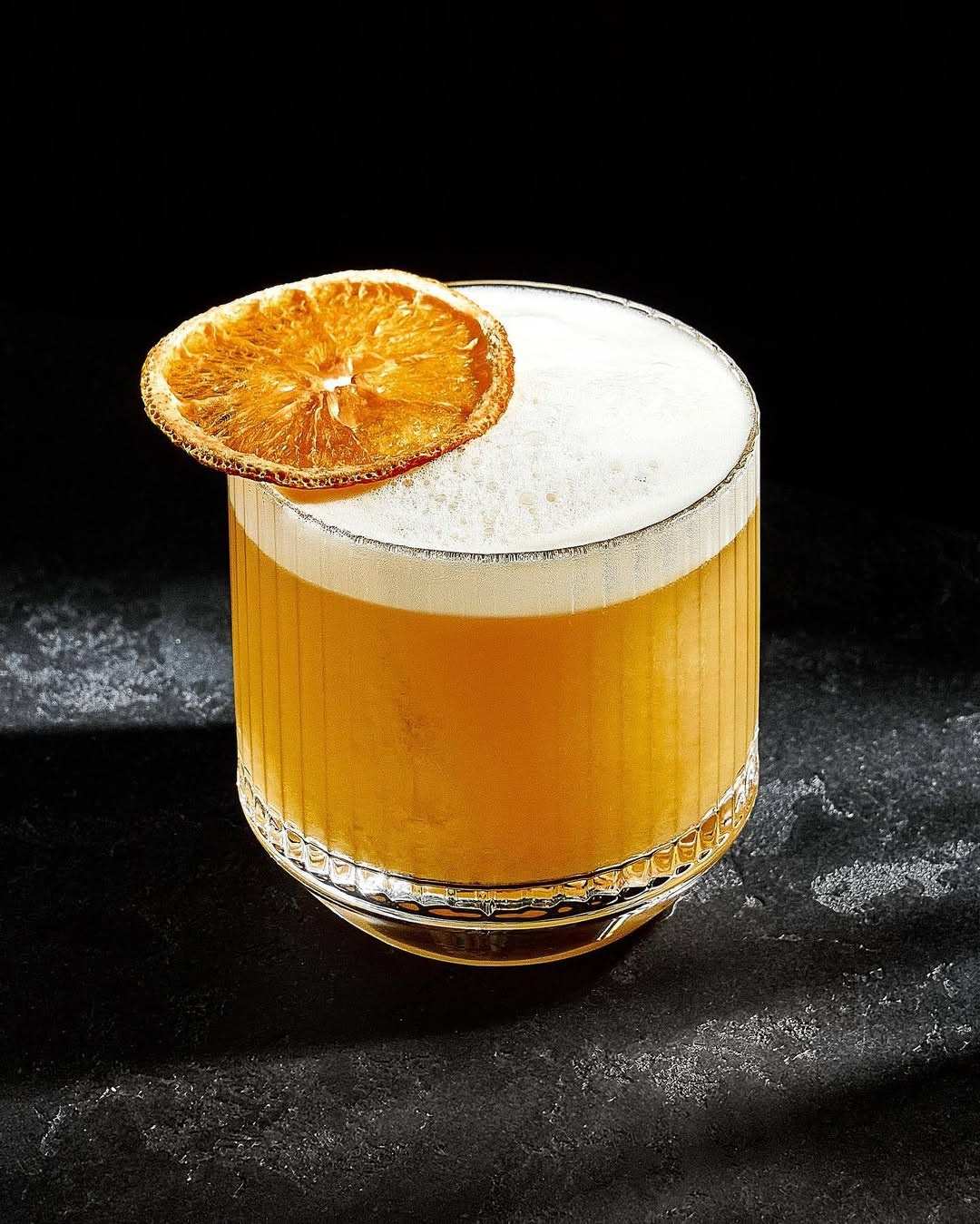 BAR. Рекламный, Fashion и имиджевый фотограф Михаил Чащин