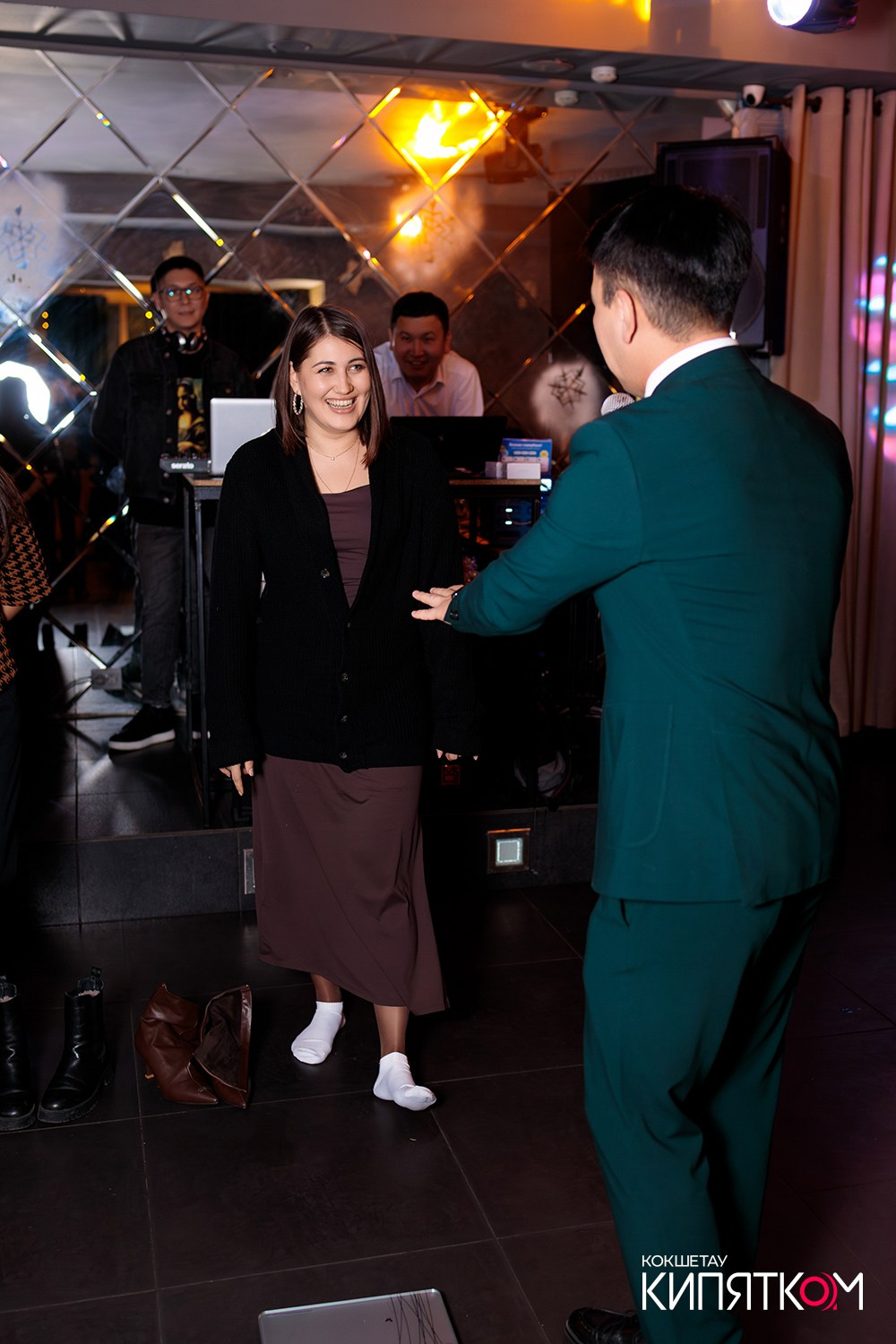 ШАШЛЫЧНЫЙ ДВОР (АБАЯ). КИПЯТКОМ КОКШЕТАУ