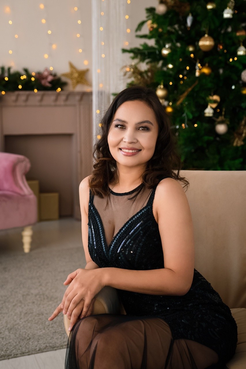 Платья для девушек размер 40-46. Фотостудия Малина в городе Улан-Удэ. Фотограф Ирина Жарникова