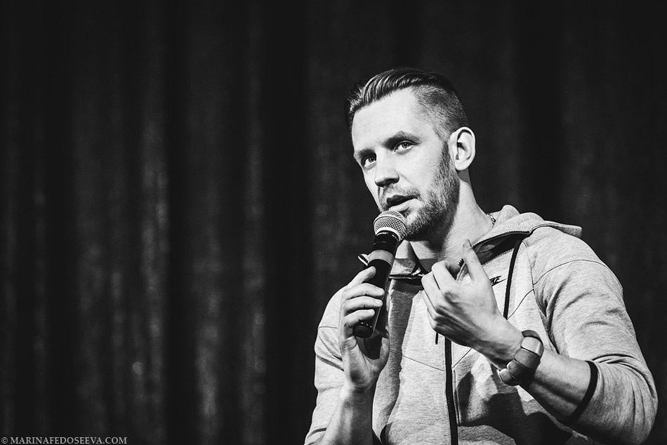 Презентация книги Алексея Похабова в Санкт-Петербурге. Фотограф Марина Каныгина (Федосеева)