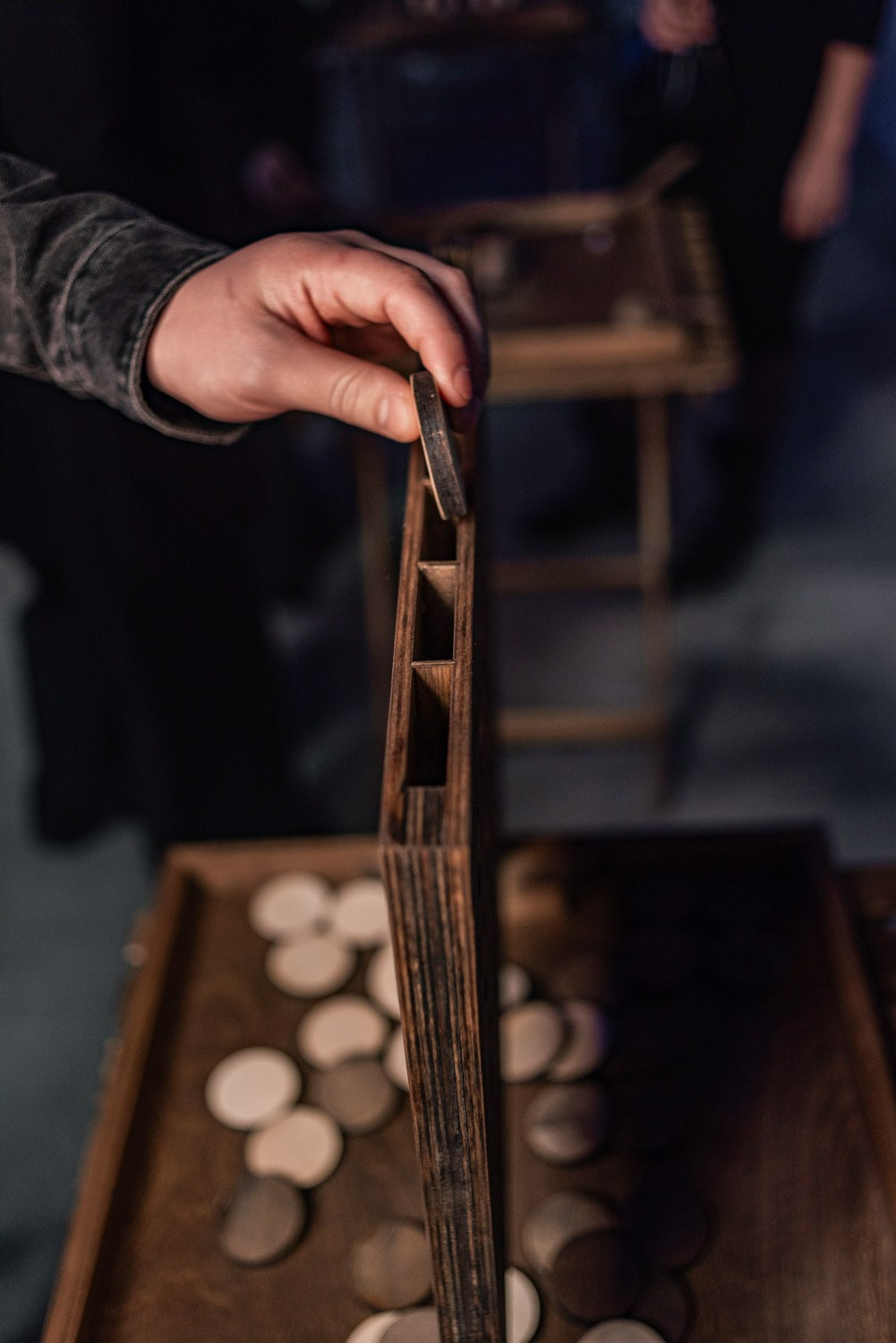 Крафтовые игры (настольные деревянные игры) в аренда на мероприятие. Инсталаб Краснодар фото и видео интерактивы на ваше мероприятие