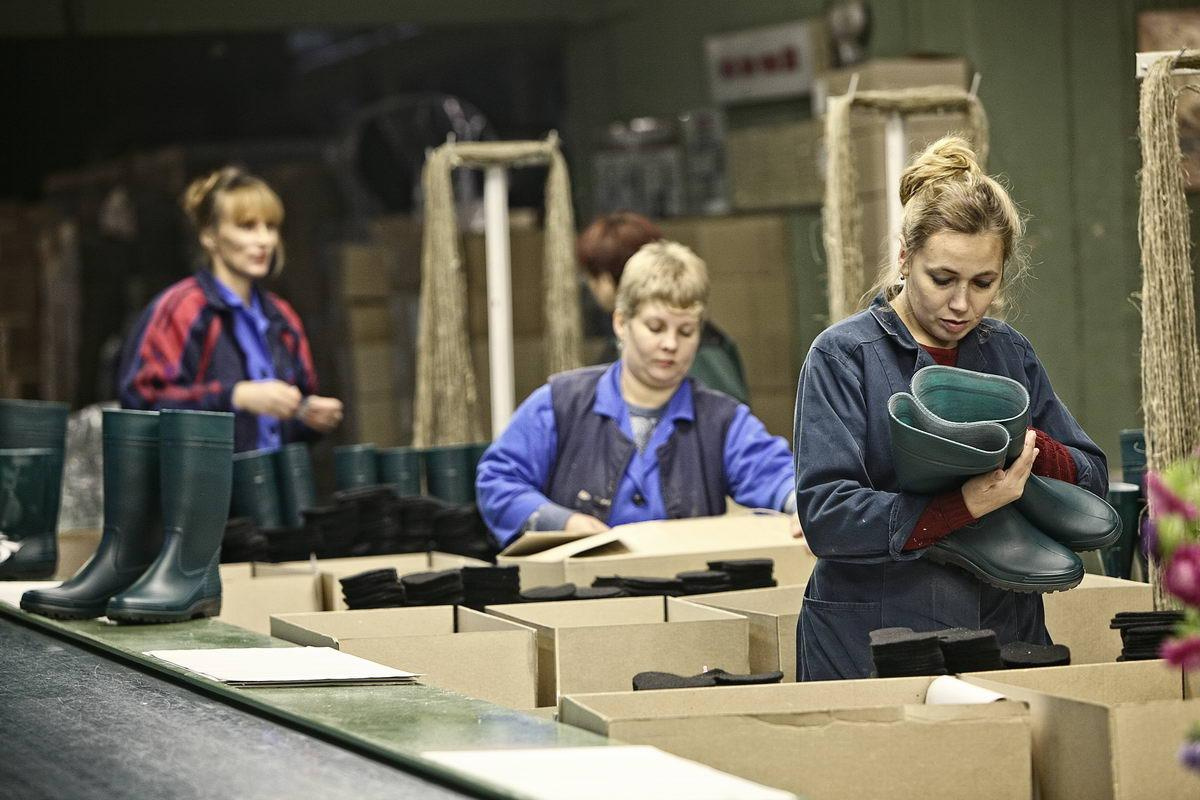 Сапожная фабрика