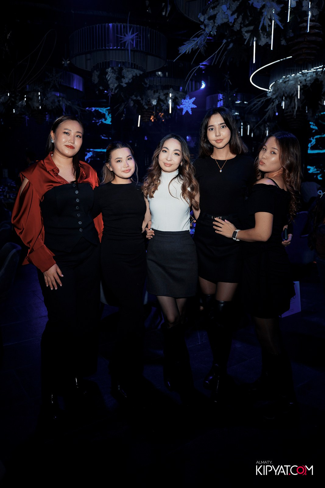 FRIENDS BAR & TERRACE. КИПЯТКОМ АЛМАТЫ! Фотосъемка мероприятий в Алматы