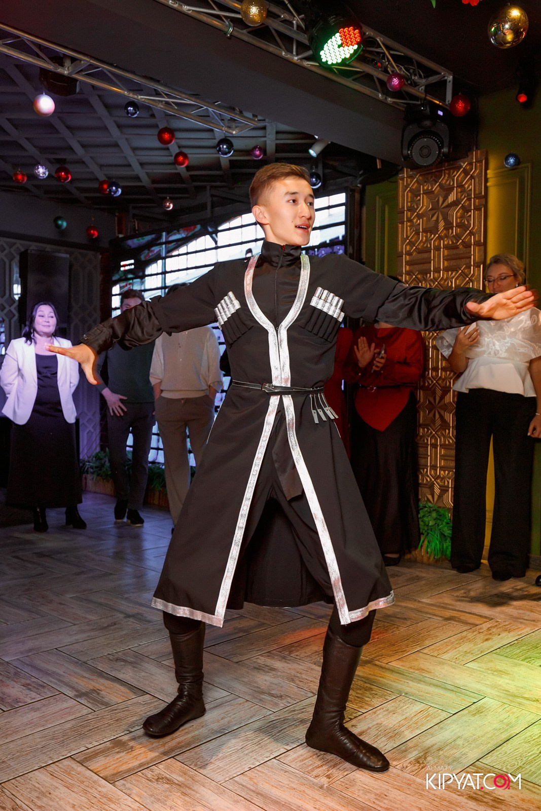 РЕСТОРАН КУРДЮК. КИПЯТКОМ АЛМАТЫ!