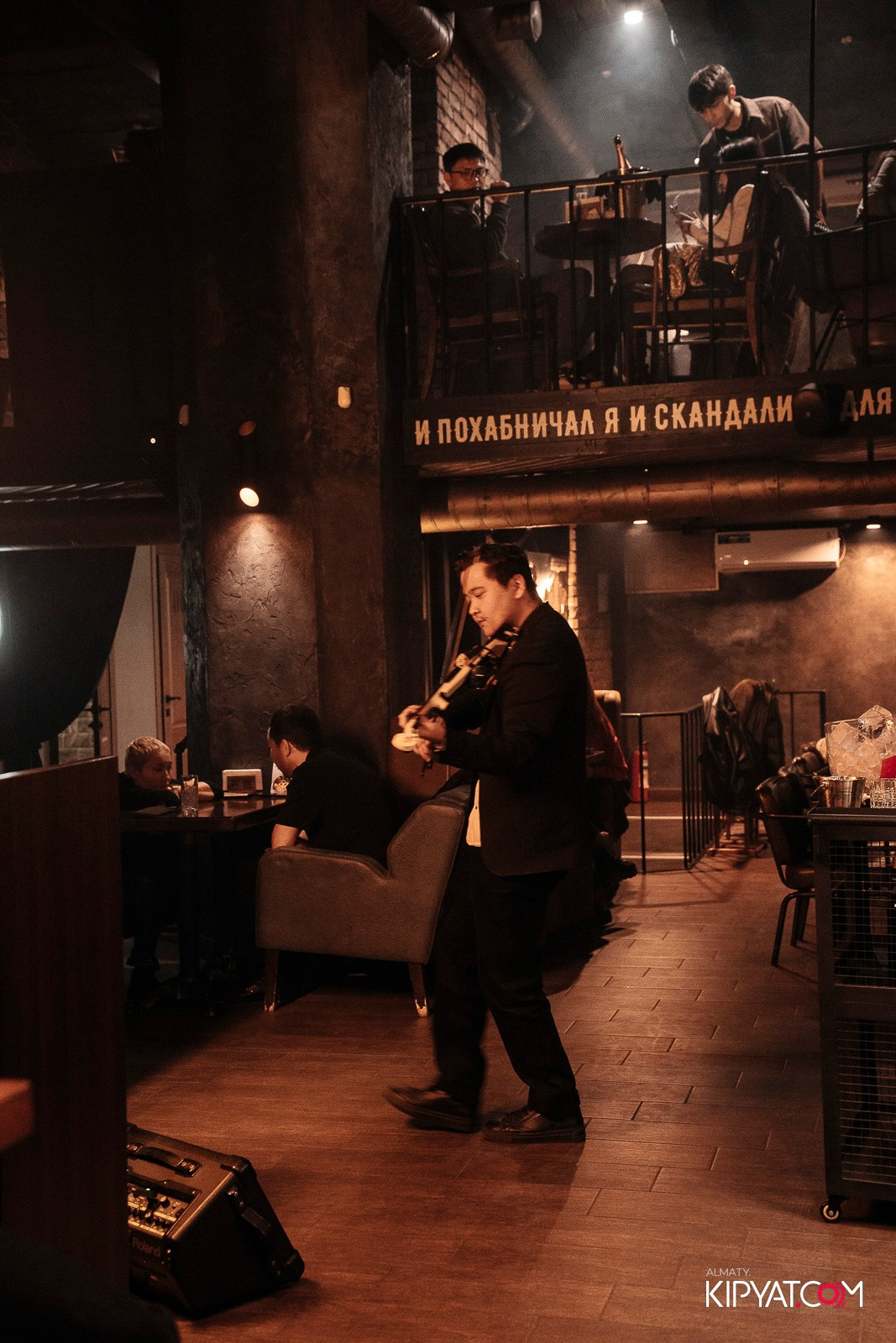 РЕСТО-БАР СКАНДАЛИСТЪ. КИПЯТКОМ АЛМАТЫ! Фотосъемка мероприятий в Алматы