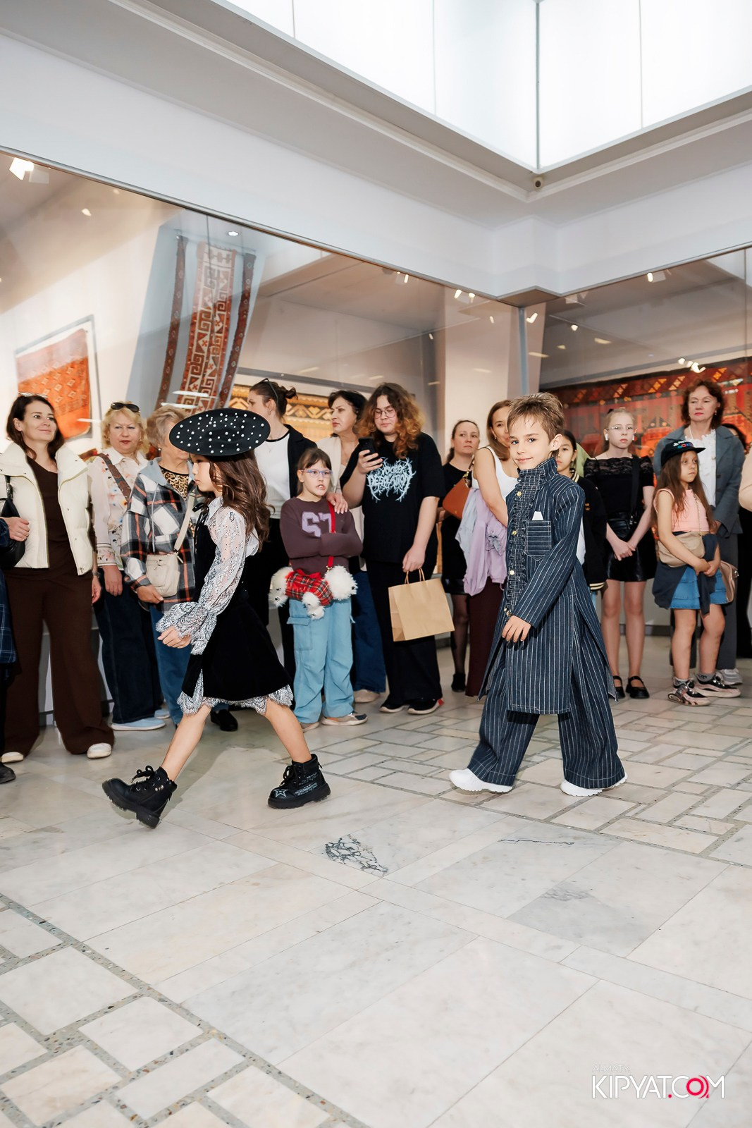 JUNIOR MODELS SHOW. ПЕРФОМАНС НОЧЬ В МУЗЕЕ. КИПЯТКОМ АЛМАТЫ! Фотосъемка мероприятий в Алматы