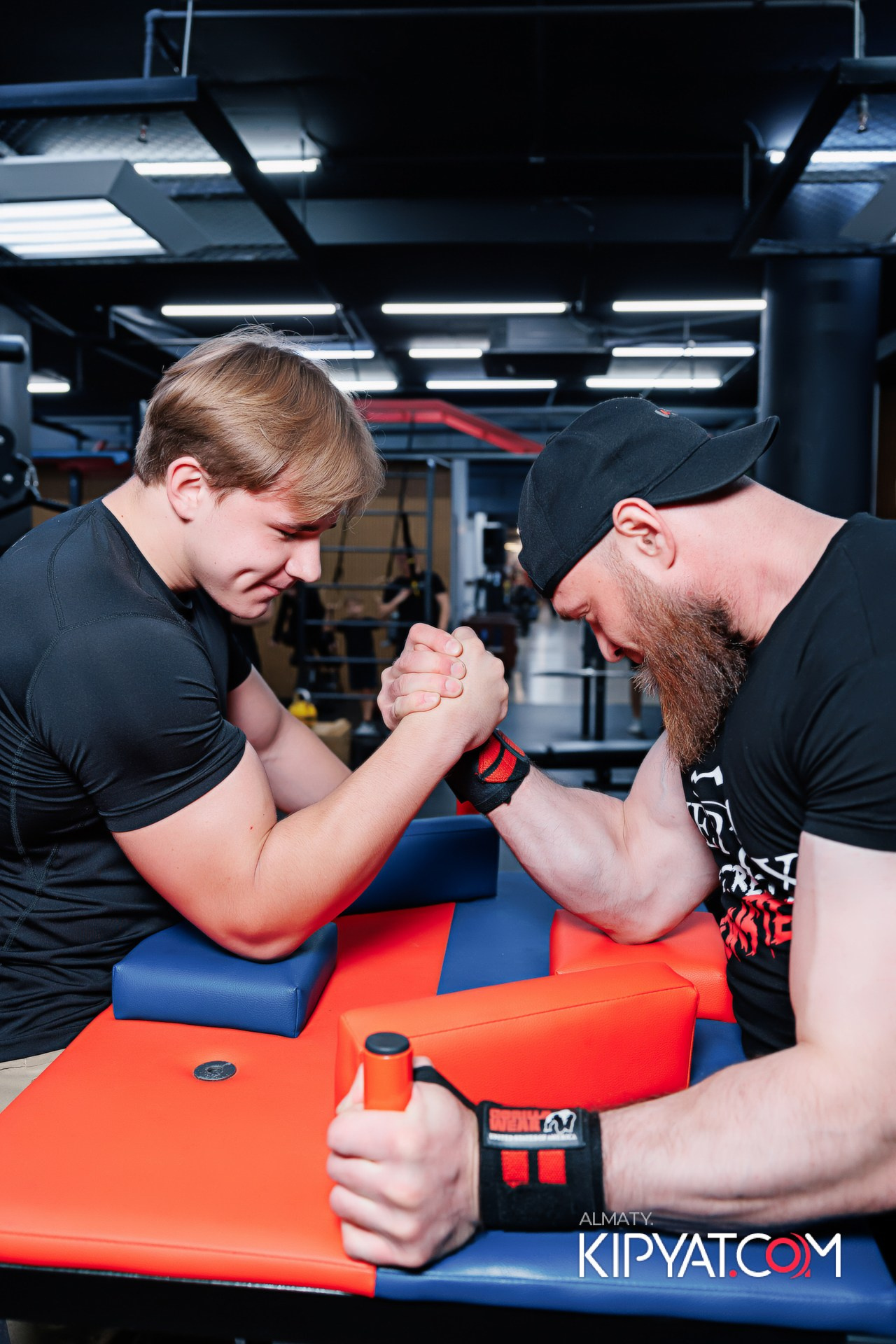 ДЕНЬ РОЖДЕНИЯ ФИТНЕС КЛУБА FITNESS BLITZ. КИПЯТКОМ АЛМАТЫ!