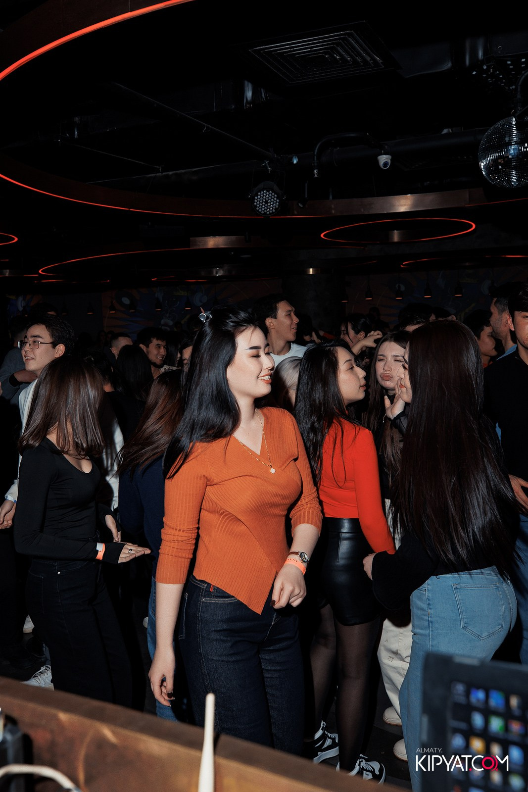 EVENT BAR. КИПЯТКОМ АЛМАТЫ!