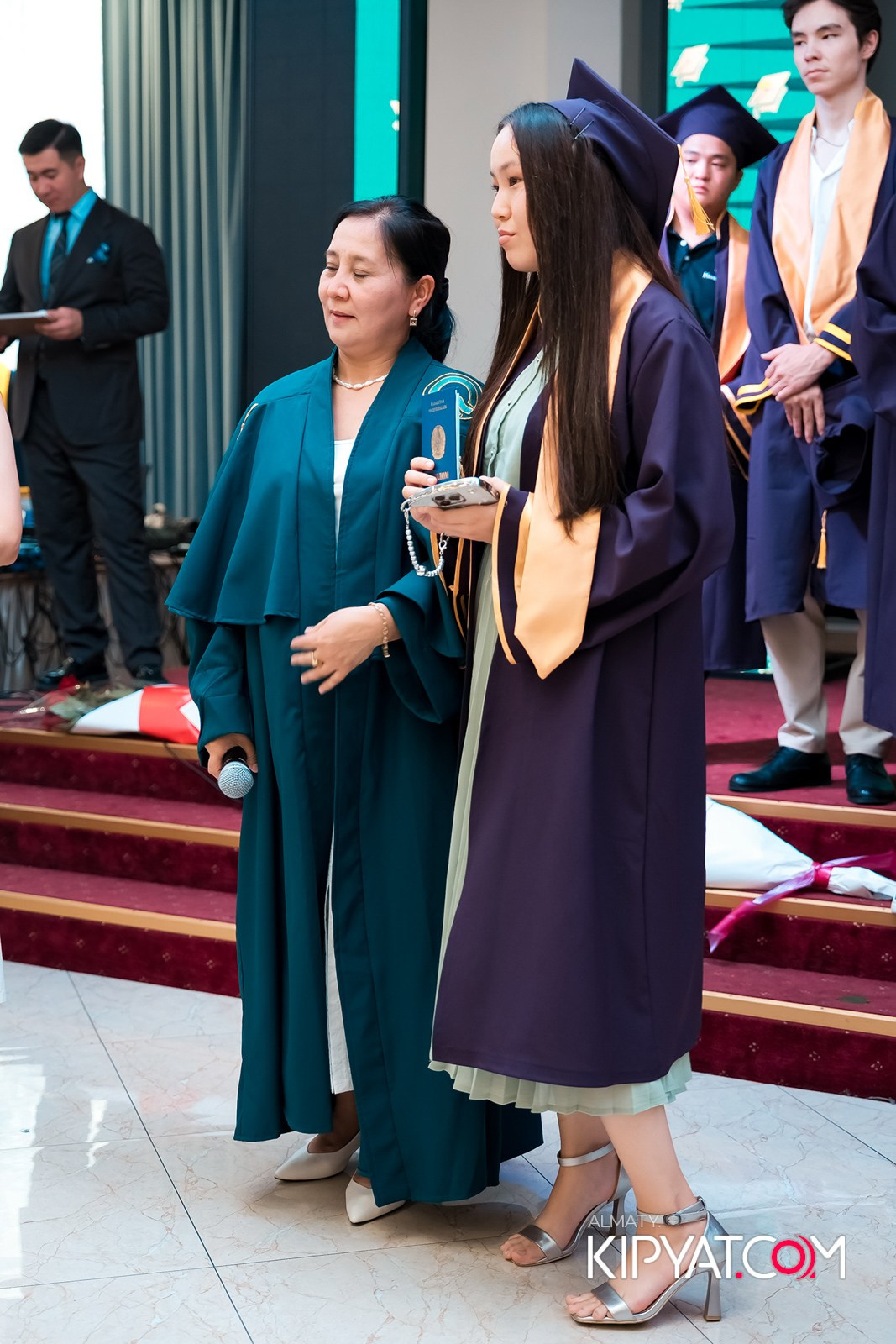 GRADUATION 2025 Q UNIVERSITY. КИПЯТКОМ АЛМАТЫ!