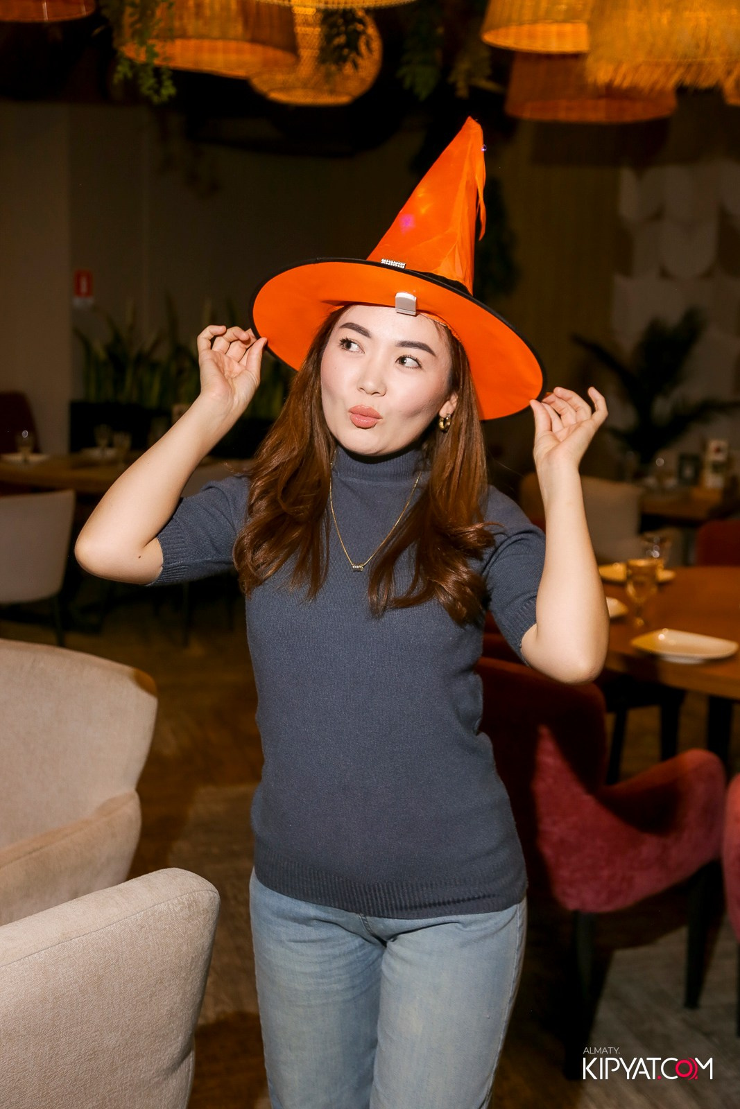 LIFE GRILL CAFE. КИПЯТКОМ АЛМАТЫ!