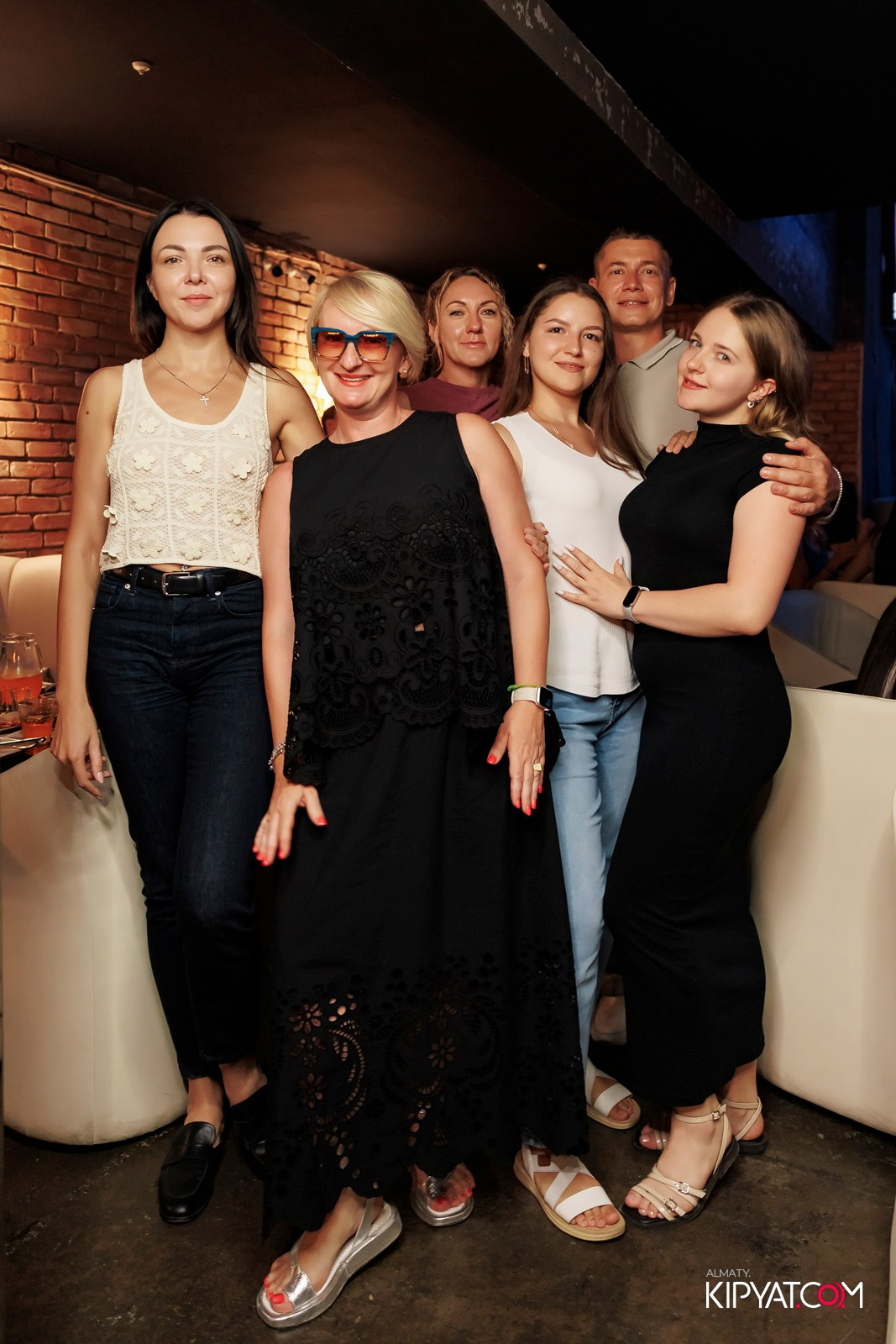 МУЗЫКАЛЬНОЕ ЛОТО В HIT RETRO. КИПЯТКОМ АЛМАТЫ!