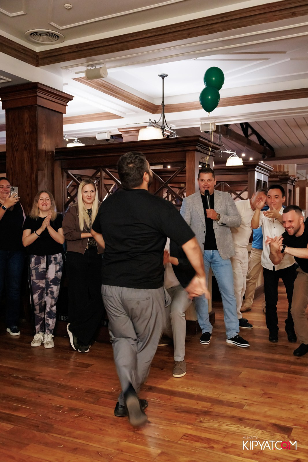 ДЕНЬ РОЖДЕНИЯ ЖИГУЛИ БАР — 1 ГОД. КИПЯТКОМ АЛМАТЫ!