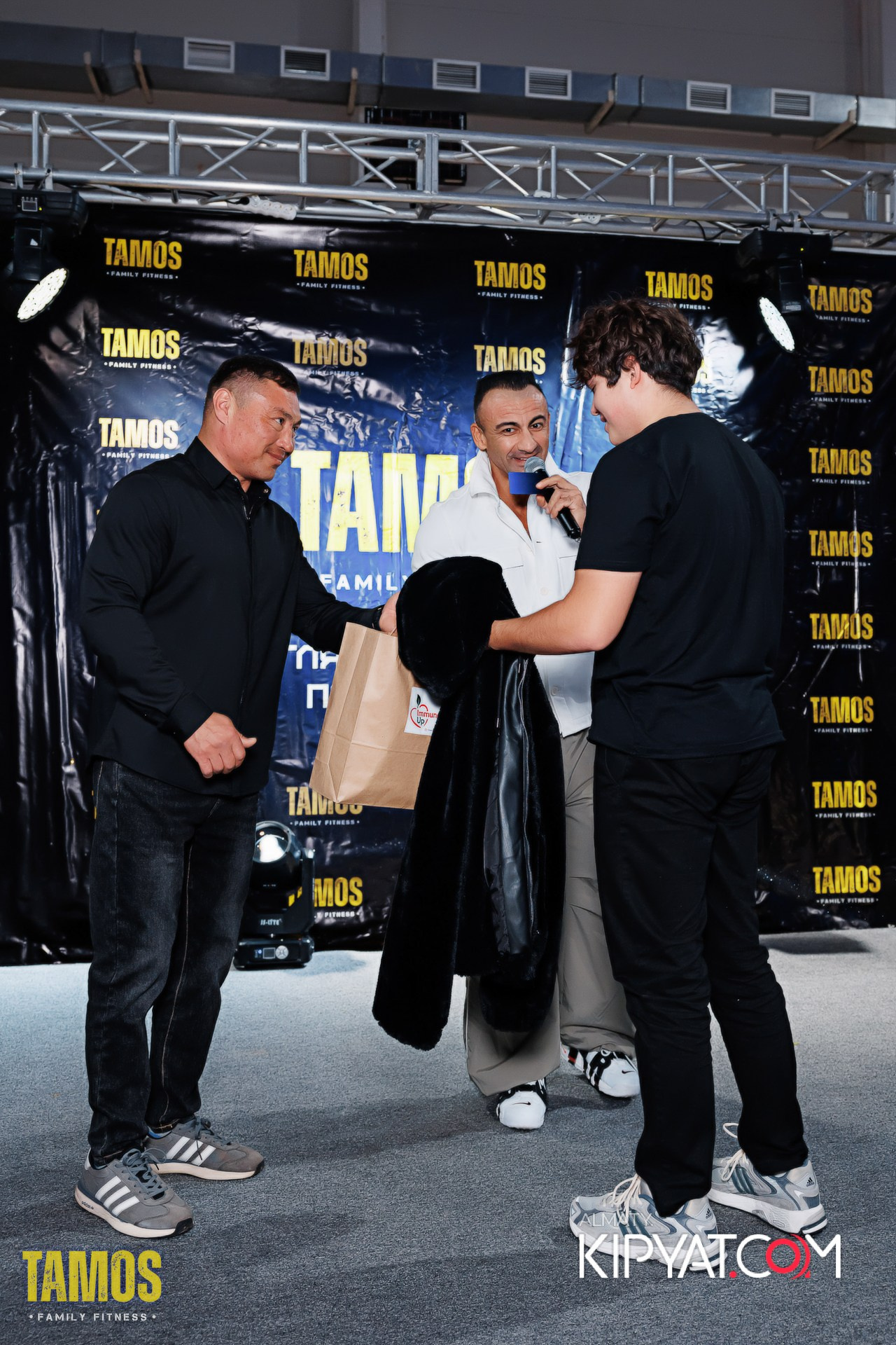 РОЗЫГРЫШ ПРИЗОВ ОТ TAMOS FAMILY FITNESS. КИПЯТКОМ АЛМАТЫ!