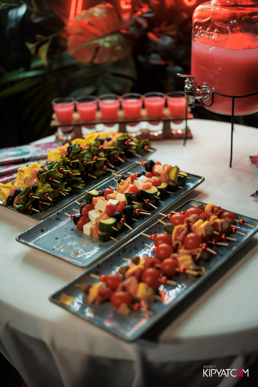 ДОРОГАЯ, Я НЕ ПИЛ. КИПЯТКОМ АЛМАТЫ! Фотосъемка мероприятий в Алматы