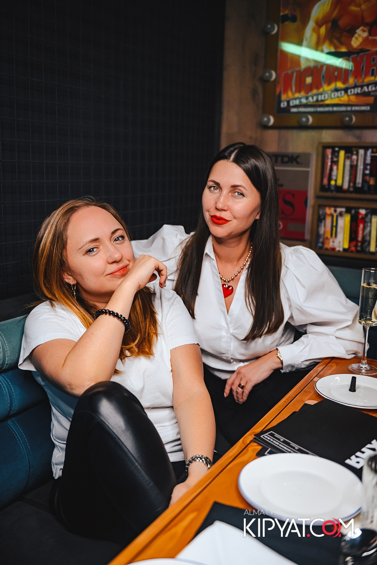 ВЫСТУПЛЕНИЕ ГРУППЫ ВИРУС SANTA BARBARA. КИПЯТКОМ АЛМАТЫ!