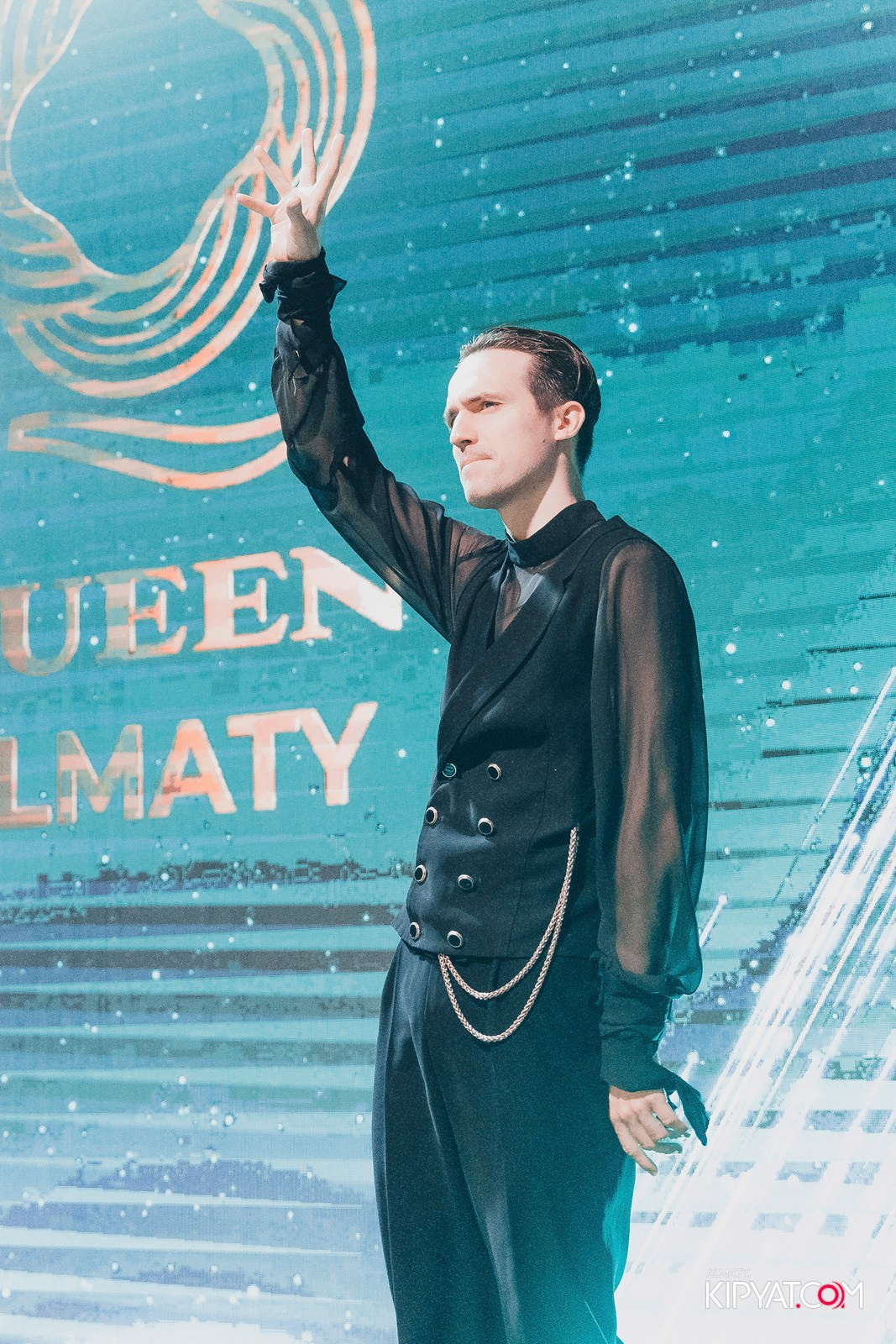 QUEEN. КИПЯТКОМ АЛМАТЫ!