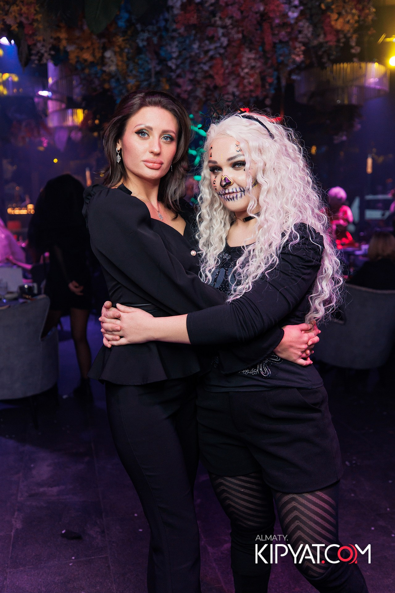 FRIENDS BAR & TERRACE. КИПЯТКОМ АЛМАТЫ! Фотосъемка мероприятий в Алматы