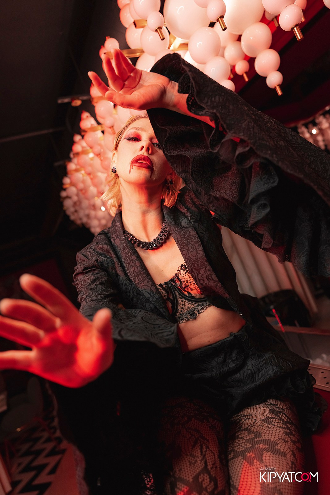 QUEEN. КИПЯТКОМ АЛМАТЫ!