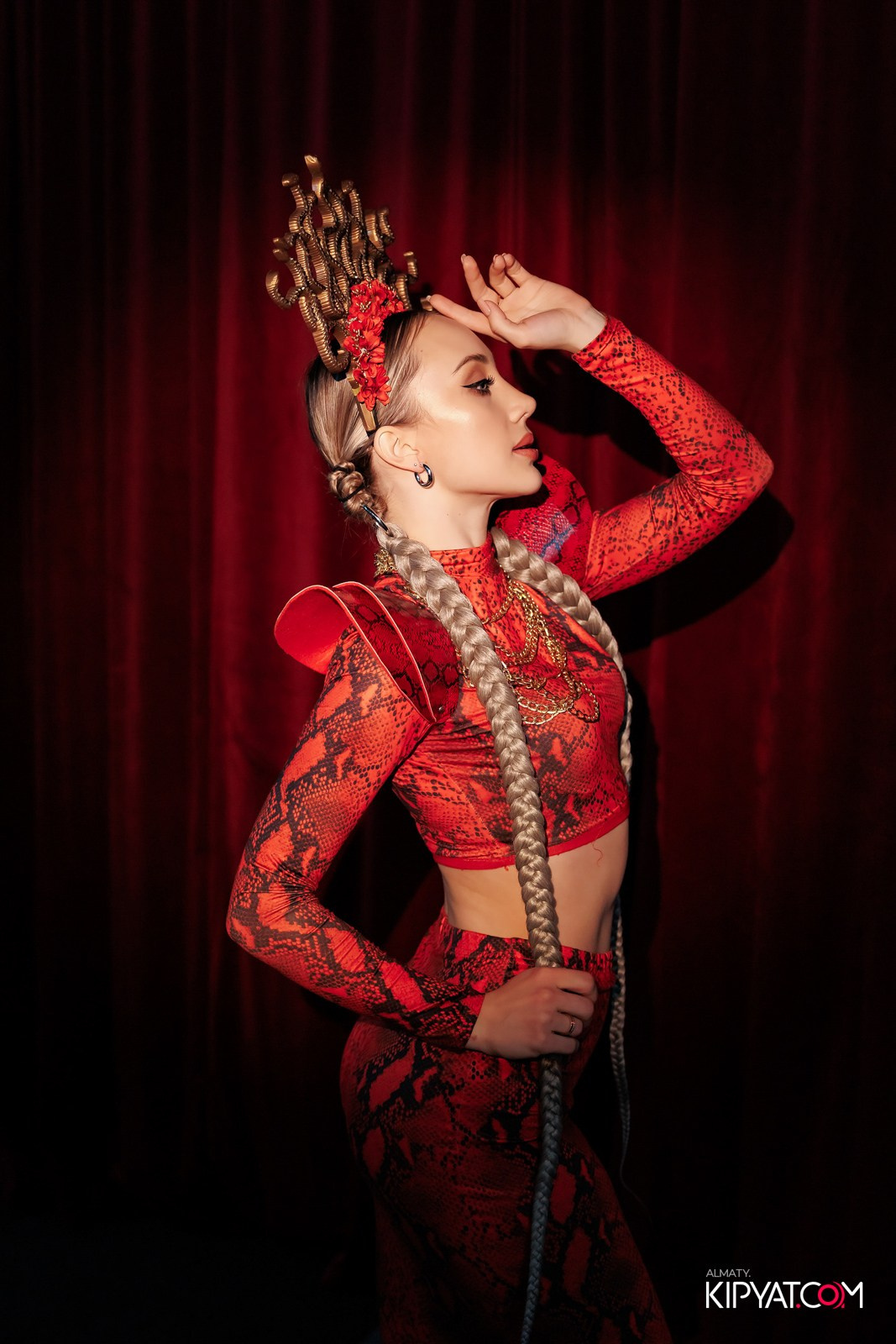 ЗАЯ, НА БИС. КИПЯТКОМ АЛМАТЫ!