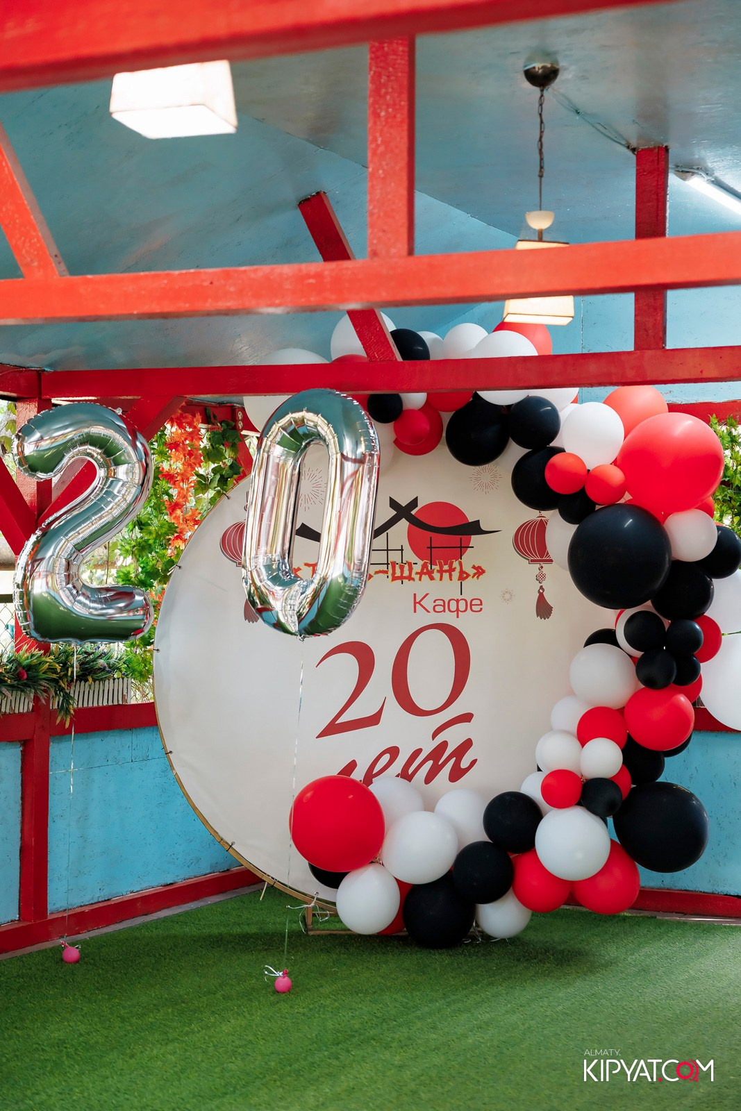 ЮБИЛЕЙ КАФЕ ТЯНЬ-ШАНЬ — 20 ЛЕТ. КИПЯТКОМ АЛМАТЫ!