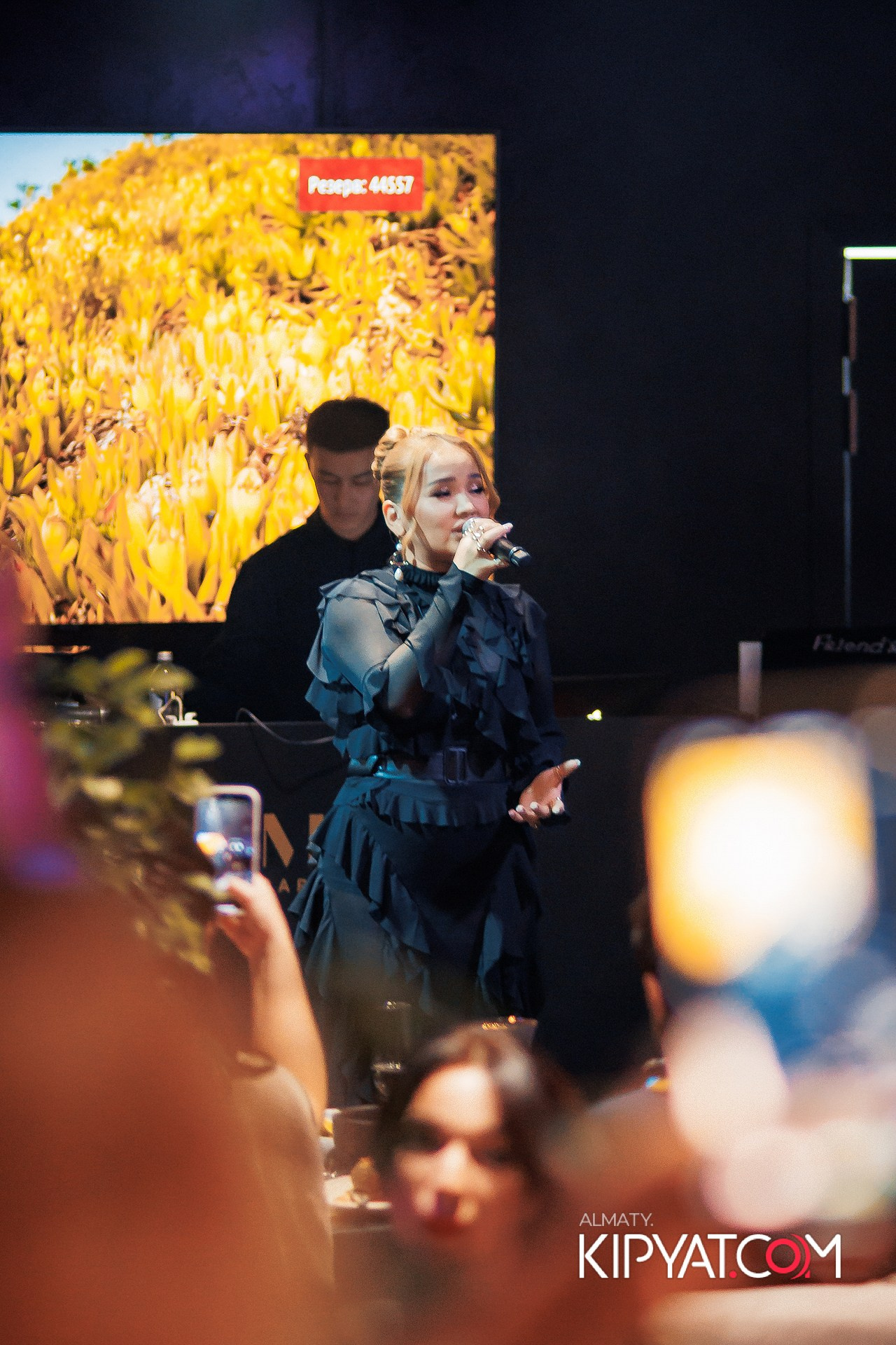 MOOD KARAOKE & TERRACE. КИПЯТКОМ АЛМАТЫ!