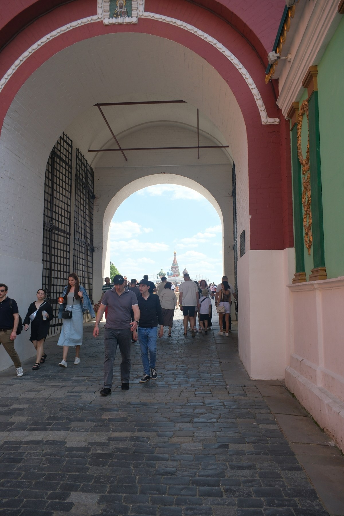 По Москве 25.05.2025. Улица, люди, жизнь…