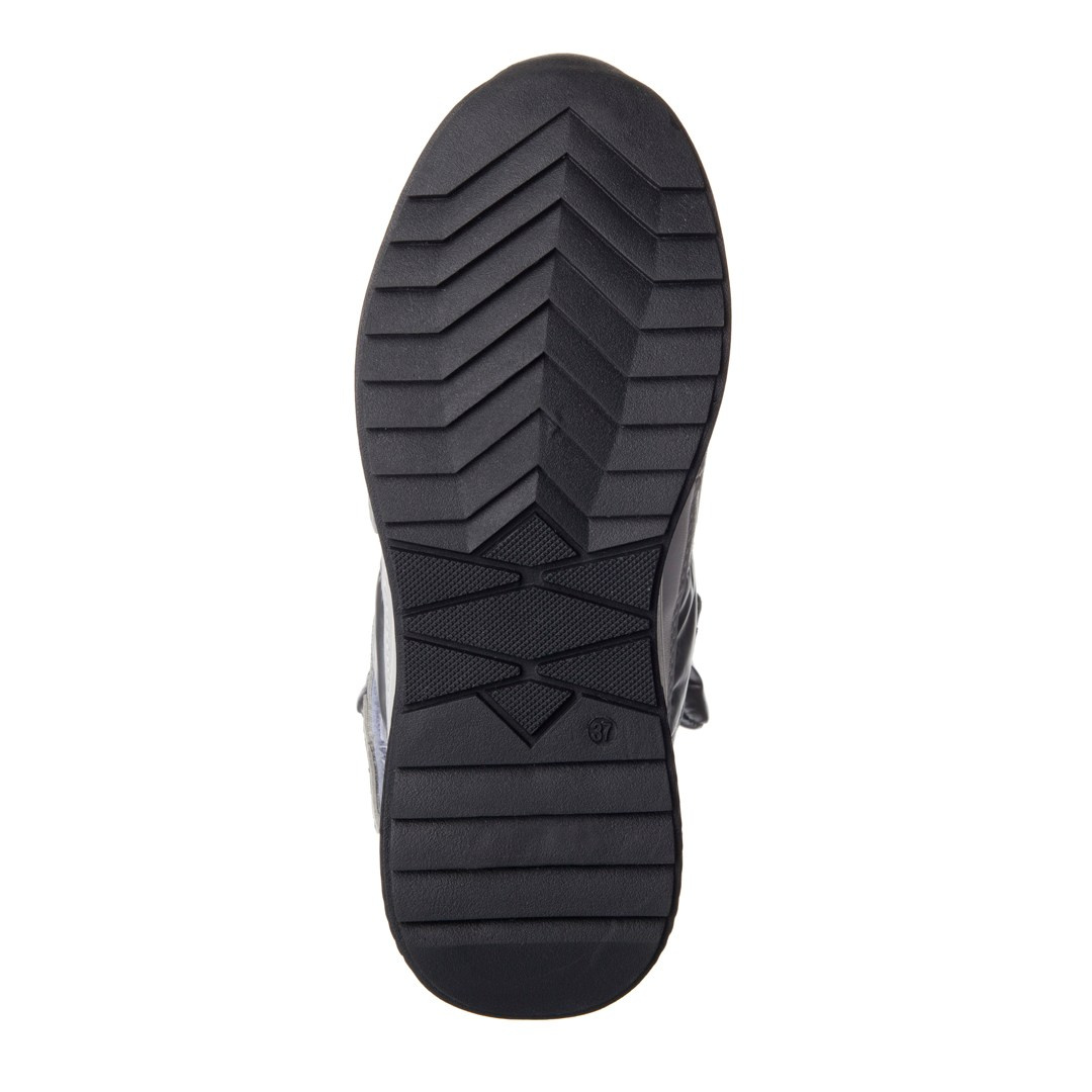 Предметка. Обувь. Фотограф Мария Кольцова