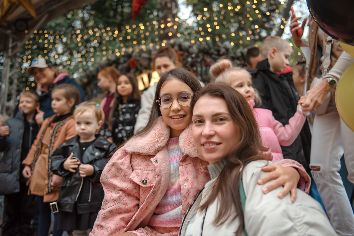 Парк Ривьера дефиле HAPPYkids. Семейный и коммерческий фотограф в Сочи Александр Бодунов
