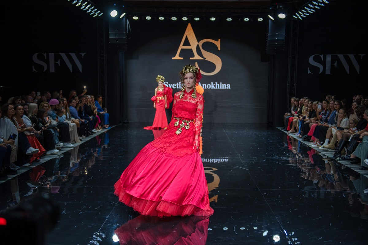 SochiFashionWeek2024 дизайнер Анохина Светлана. Семейный и коммерческий фотограф в Сочи Александр Бодунов