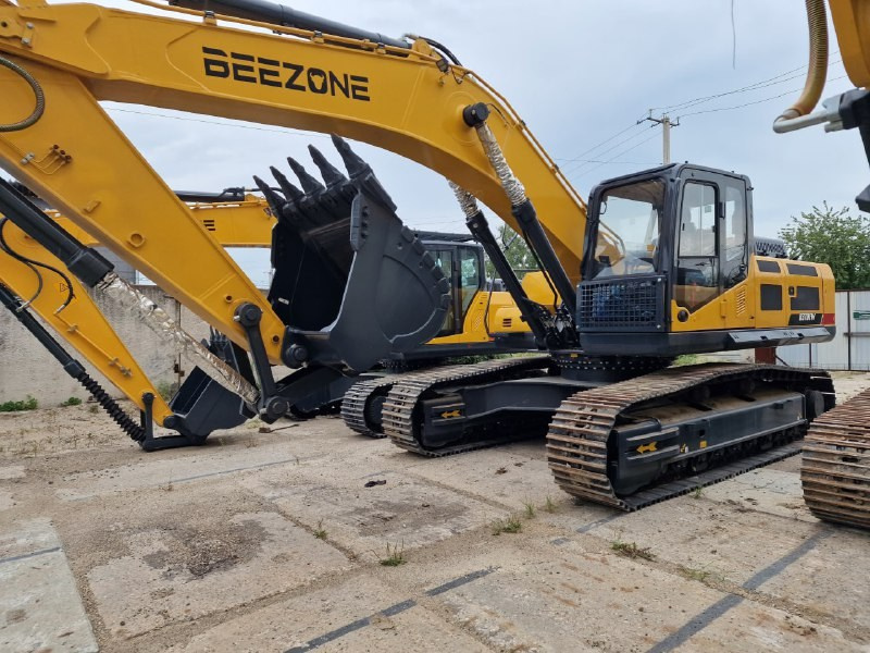 Фото гус. экс. Beezone В370EW. Продажа и обслуживание грузовой техники и спецтехники в г. Новосибирск компания СТИ